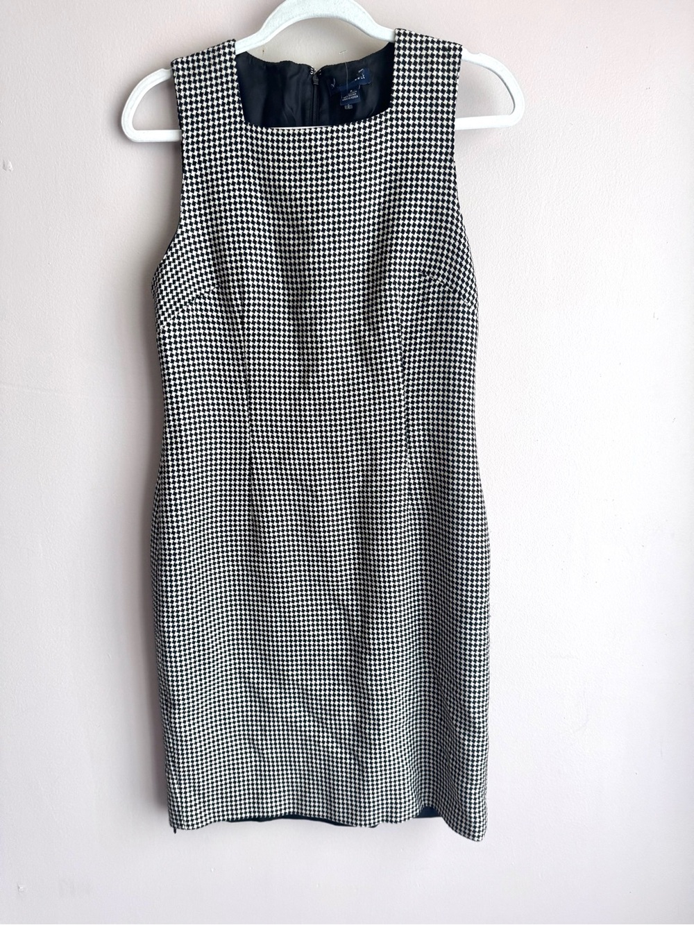 VTG Ann Taylor Wool Houndstooth Sheath Sleeveless Dress Square Neck 6